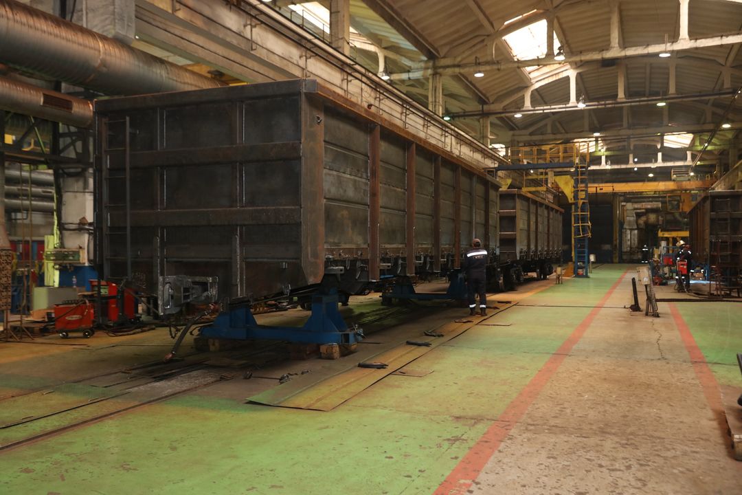 1 myń jańa vagonmen tolyqty